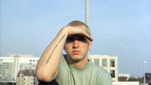 Eminem a anuntat ca va lansa un nou album pe 21 iunie