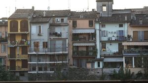 Dramă pe litoralul românesc! Copil de 2 ani, căzut de la balcon în Eforie Nord