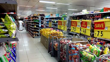 S-a dat legea care îţi poate aduce amendă 1000 de lei, în supermarket! Mulţi români ignoră regula