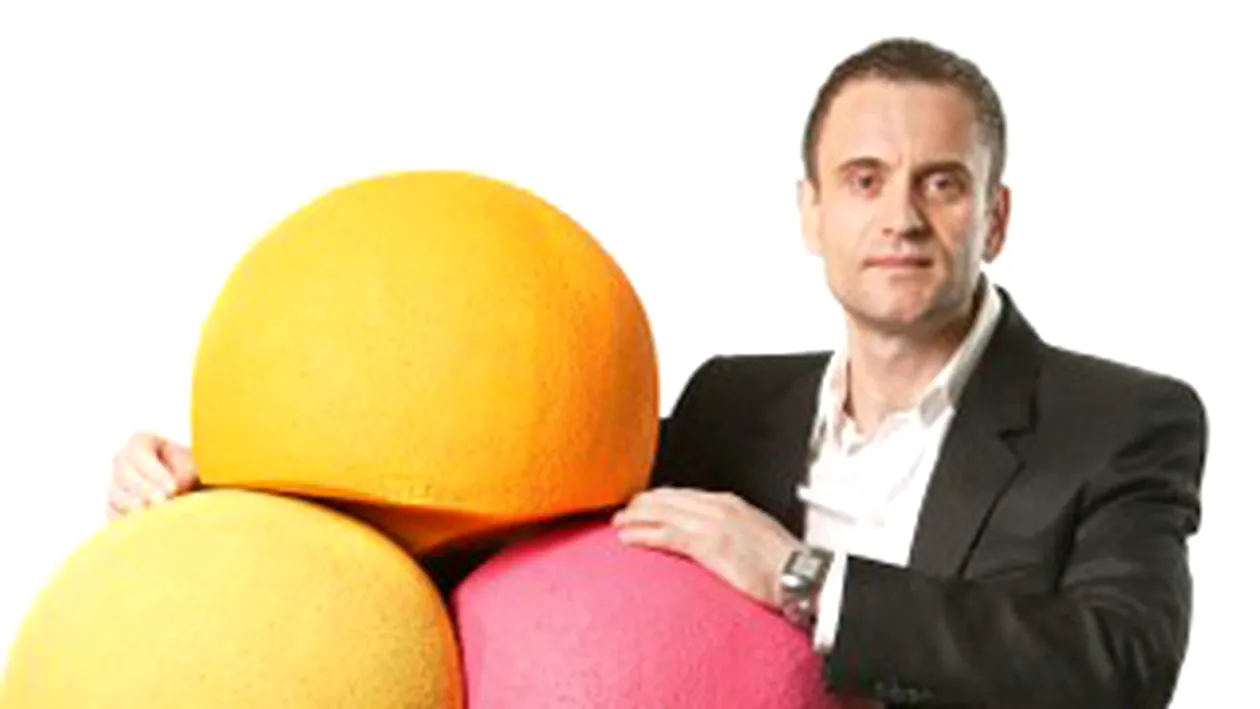 Regele inghetatei sta la bloc in Suceava, dar are avion personal! Afla cum a facut 19 milioane de euro!