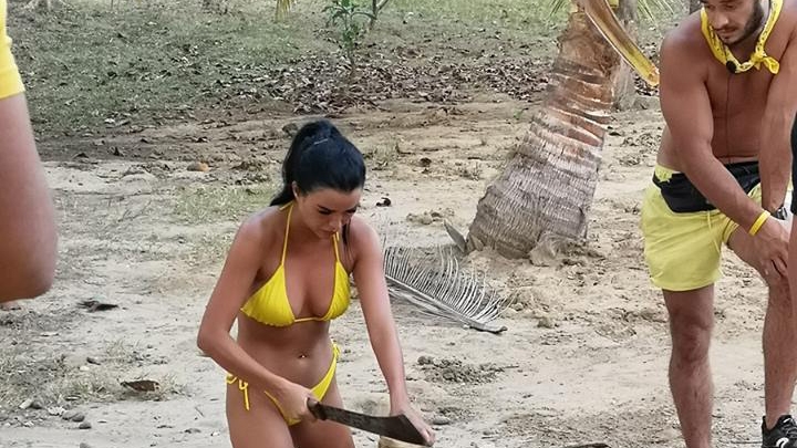 Cele mai sexy poze cu Daniela Crudu de la "Ultimul Trib"! Cruduța a arătat TOT la show-ul de la Antena 1
