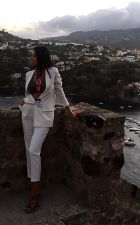 Cristina Gheorghe este noua Mădălina Ghenea! Trup perfect, manechin și actriță în Italia