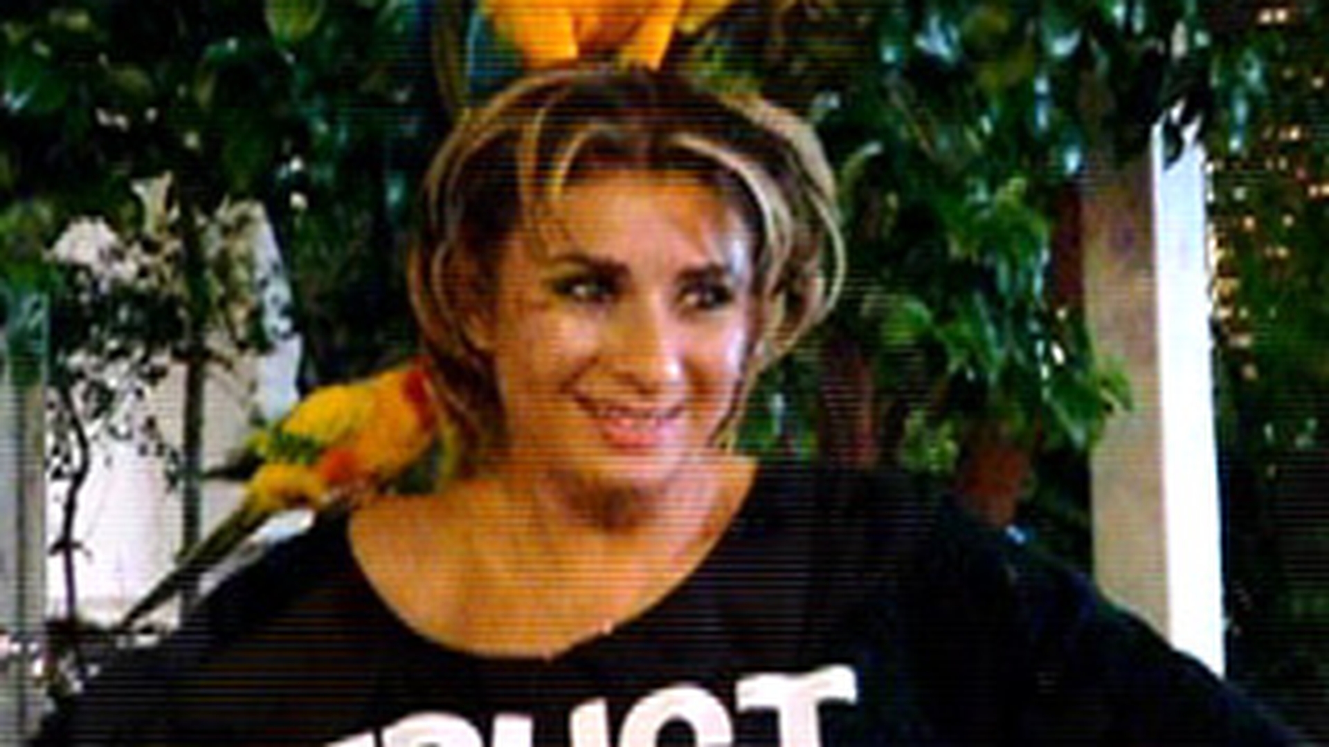 Anamaria Prodan a tras o sperietura pe cinste in Las Vegas! Vezi ce i-a facut un papagal!