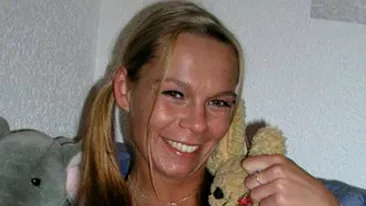 Intimitatea pierduta! Tot mai multi romani isi expun viata pe net