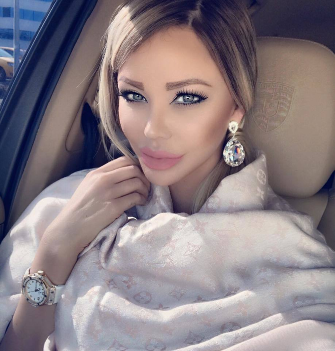 BIANCA DRĂGUŞANU, răsfăţată de ziua ei de naştere! Ce cadou de sute de euro i-a luat VICTOR SLAV