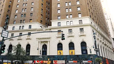 Rupta de beata, a cazut de la etajul 25