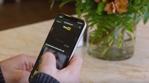 Se cere închiderea site-ului PornHub! Platforma are clipuri cu minori traficați și violați: o mamă și-a găsit fiica de 15 ani, pe care o declarase dispărută