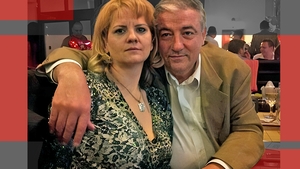 Mesajul devastator al fostei soții pentru tatăl celebrilor Șerban și Vlad Huidu! O acuzase că i-a luat copilul și s-a măritat cu ex-iubitul pușcăriaș: ”S-a crezut Iisus!”