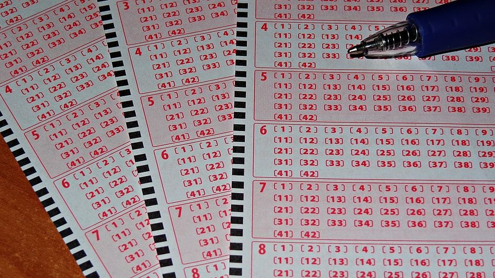 LOTO 6 din 49. Rezultatele extragerii Loto 6 din 49, numerele de joi, 4 octombrie 2018