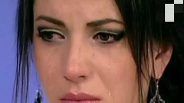 O concurentă de la Mireasă pentru fiul meu, părăsită cu cinci săptămâni înainte de nuntă. Emilia este disperată: Îl iubesc, dar...