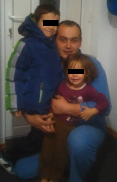 Alin Țurlea alături de copiii săi. Sursa foto: Facebook