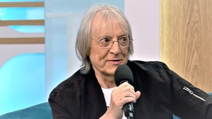 Mihai Constantinescu reînvață să vorbească