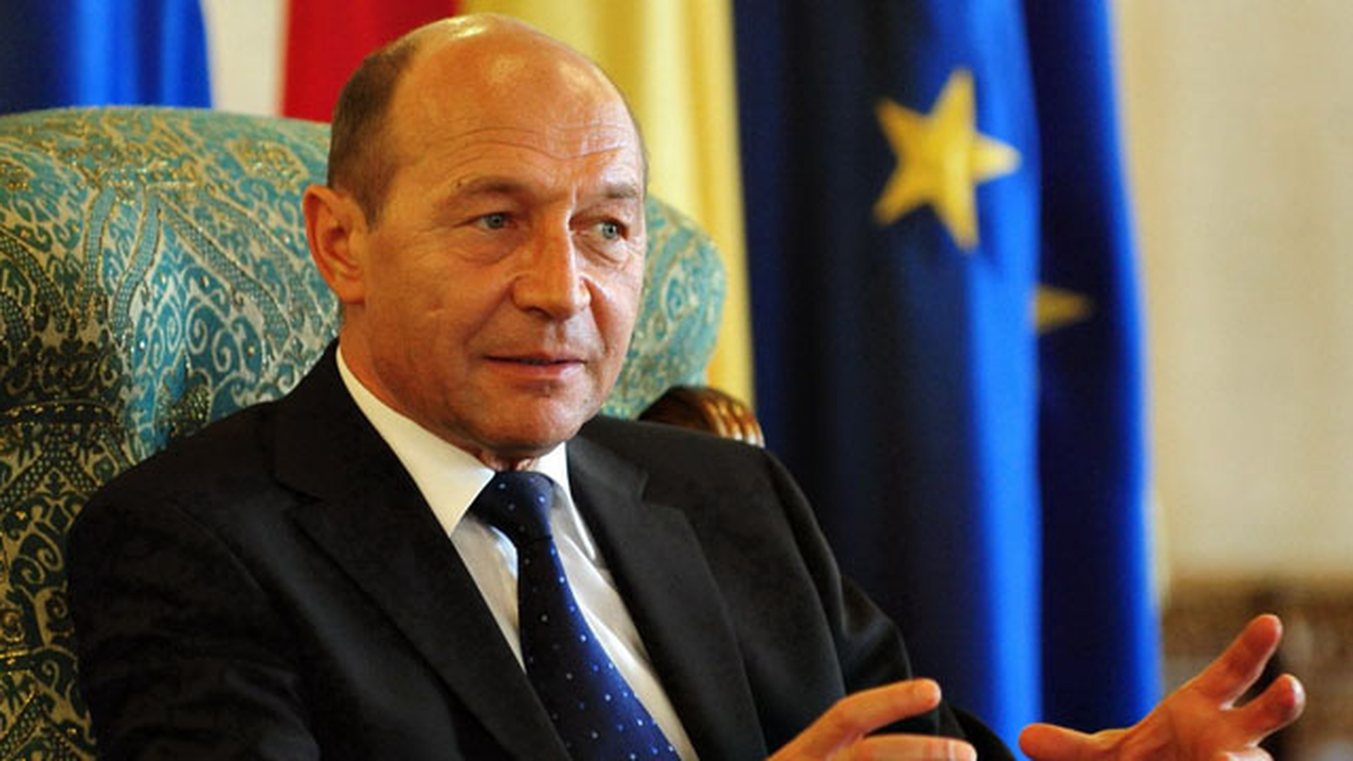 Traian Basescu are pasiuni de adolescent! Presedintele tarii isi petrece timpul liber pe internet cautand...