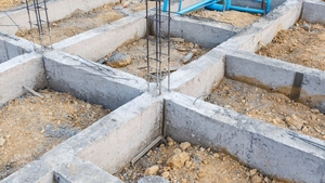 Reguli pentru construcția unei case pe limita de proprietate. Ce trebuie să știi