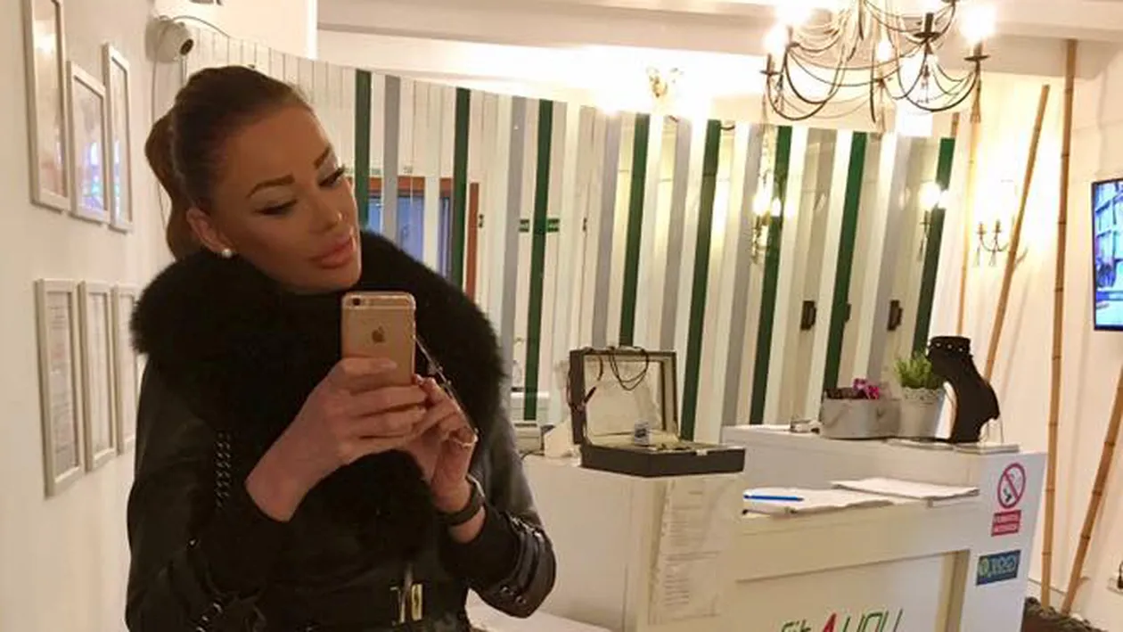 BIANCA DRĂGUŞANU şi-a lăsat fanii cu gura căscată când a postat fotografia ASTA! Am umplut liftul...