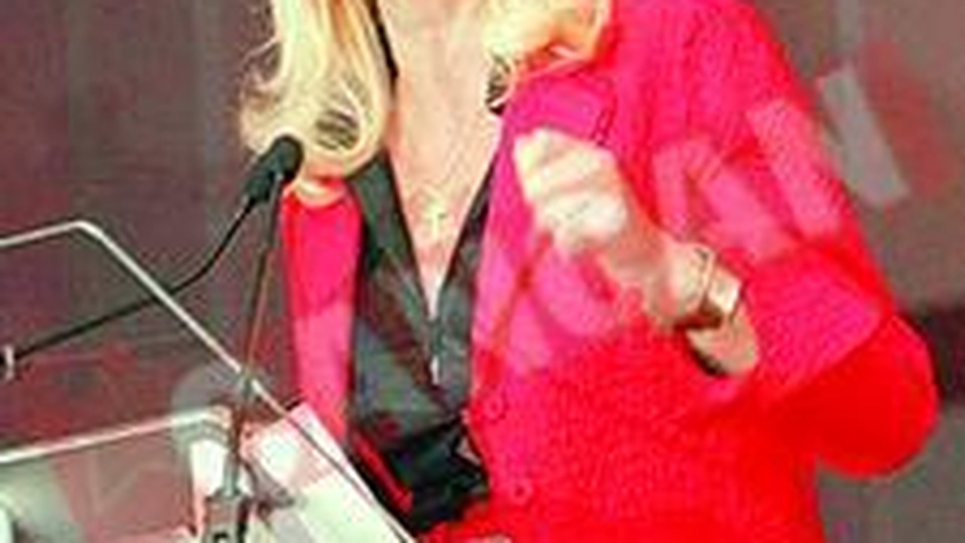 Corina Cretu vrea eliminarea vizelor SUA