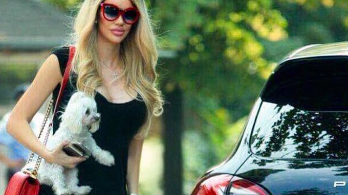 N-ai spune că e însărcinată! Cum arată BIANCA DRĂGUŞANU cu o lună înainte să nască