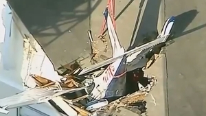 TRAGEDIE! Cel putin cinci oameni au MURIT dupa prabusirea unui avion