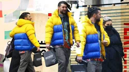 Smiley & Gina, nedespărțiți în așteptarea fetiței. Prezentatoarea TV l-a însoțit pe cântăreț chiar și la frizer