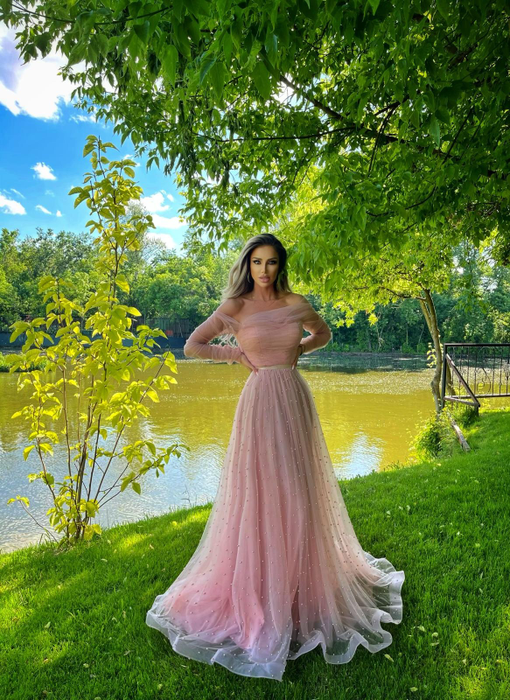 Unul dintre apropiații fostului cuplu – Alex Bodi - Bianca Drăgușanu – a dezvăluit în exclusivitate pentru CANCAN.RO câteva informații-bombă despre ce se întâmplă acum între ei © Facebook