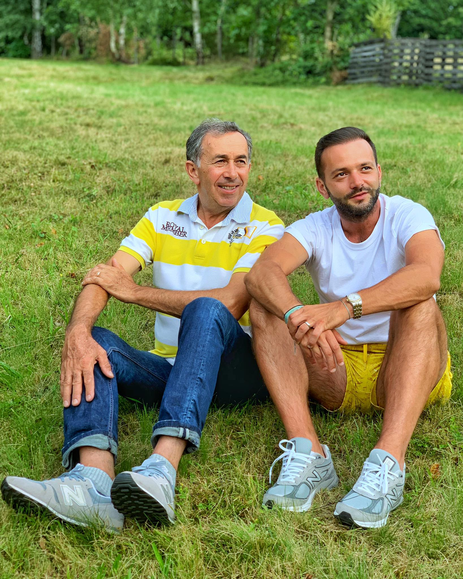 Mihai Morar, alături de tatăl său