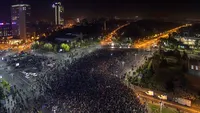 Romanii nu se lasa. A cincea seara de proteste la Universitate