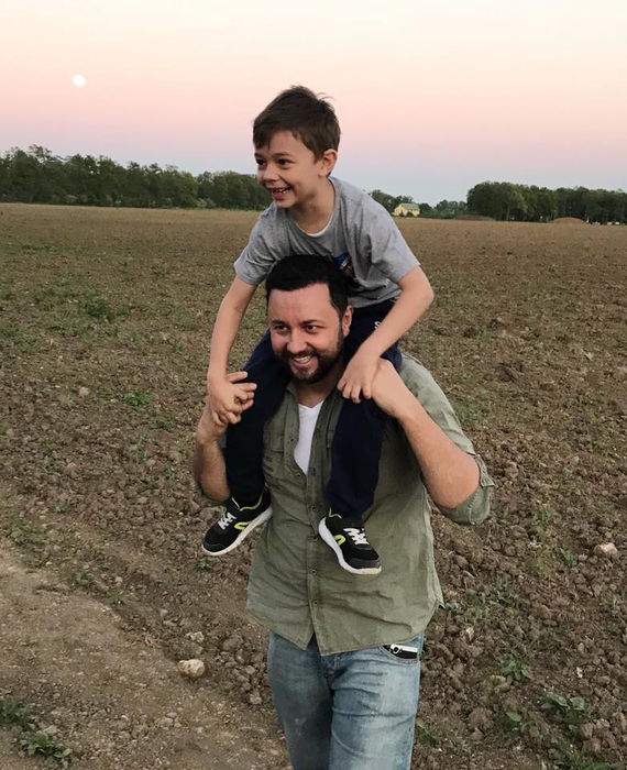 Andra și Cătălin Măruță au povestit cum a fost primul lor sărut: “Într-o seară frumoasă… am înteles că suntem atât de potriviți unul pentru celălalt”