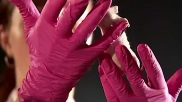 Un avion British Airways se pregătea să decoleze când un pasager a observat ceva neobişnuit. Zborul a fost întârziat cu cinci ore