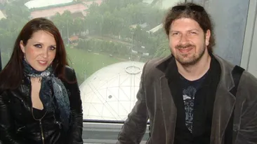 Deputatul Remus Cernea, unul dintre cei mai mari sustinatori ai comunitatii gay, are o mare slabiciune. O cheama Monica!