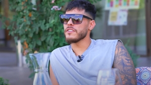 Andrei Lemnaru de la Insula Iubirii, abordat de o tânără din Sri Lanka în Centrul Vechi din București. Ce i-a zis: "Andrei, vreau să..."