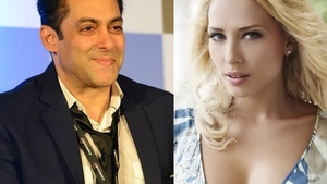 Salman Khan, eforturi colosale pentru a o lansa pe Iulia Vântur pe piaţa muzicală din India