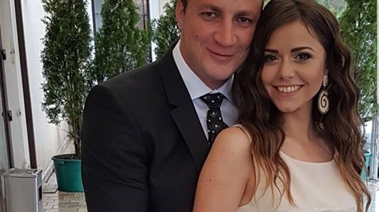 Marian Godină e gata de nuntă! Cum arată invitaţiile şi cine sunt naşii