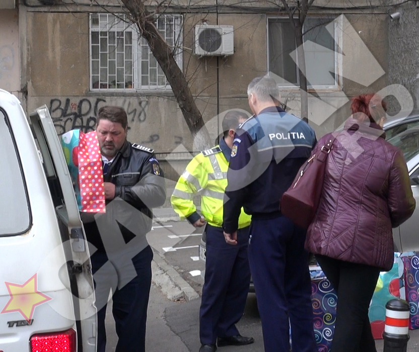 Polițistul Gheorghe Ionescu, (stânga) în 2014