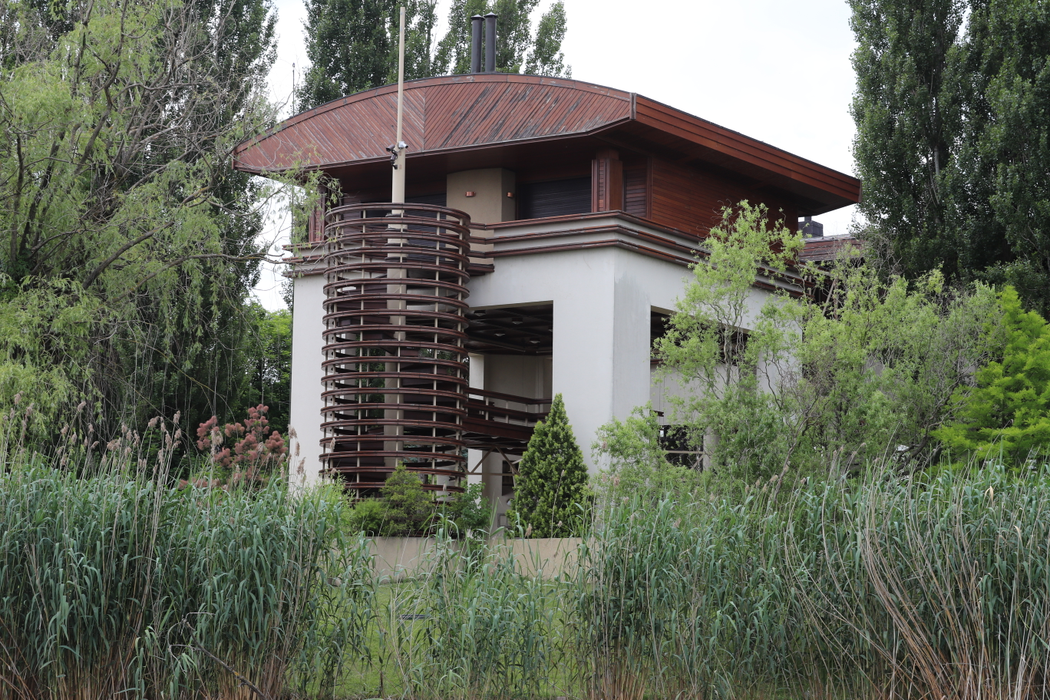 Fabulosul domeniu de la Snagov, deţinut de Dinu Patriciu, este acum abandonat în voia sorţii