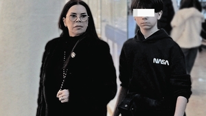 N-ai zice că Luminița Anghel are 57 de ani! Vârsta din buletin nu se potrivește cu realitatea