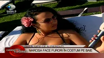 Narcisa, fosta iubita a lui Guta, si-a etalat silueta sexy la piscina! Ce zici arata bine?