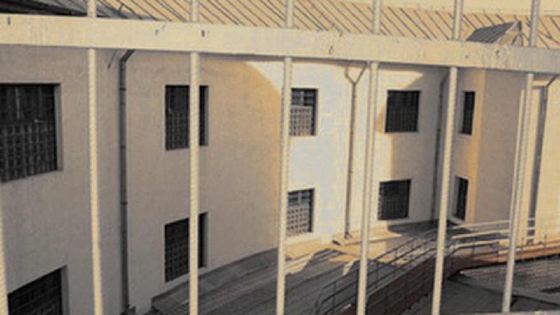 Directorul Penitenciarului Pelendava Craiova, reclamat la Parchet