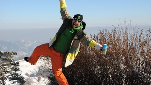 George Vintila si-a petrecut vacanta la schi, in Poiana Brasov! Uite ce frumos s-a distrat omul de radio!