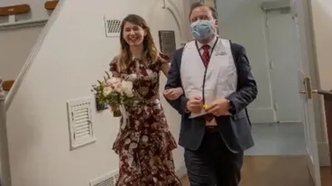 Imagini bulversante de la prima nuntă realizată în plină pandemie. Câți invitați au avut