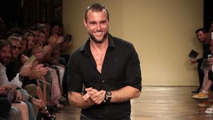 Ce a postat Philipp Plein după ce s-a aflat că Mădălina Ghenea e gravidă 