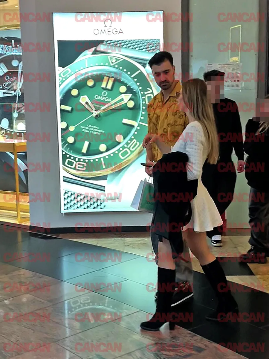 Liviu Teodorescu și soția lui, Iulia, au mers la o sesiune de shopping în mall 