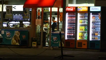 Gabi Badalau a dat formele Andreei Mantea pe unul dintre cele mai impresionante decolteuri din tara! Vezi despre cine este vorba!