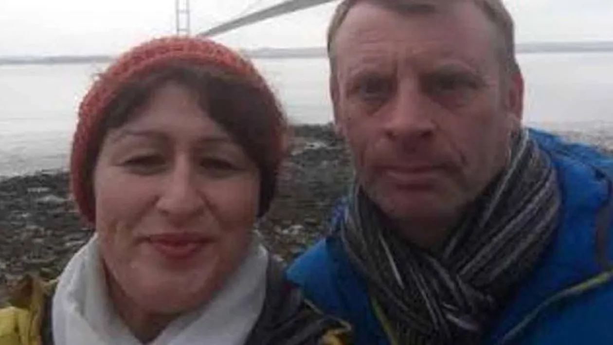 Ce a pățit bărbatul din imagine după ce a băut o bere într-un club de fițe din centrul orașului