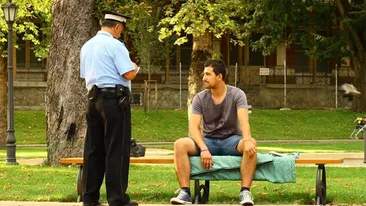 500 amendă pentru toți românii care fac acest gest rușinos în public. Mulți nu cred că este greșit
