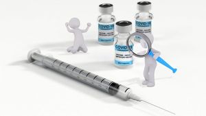 Siteul unde românii se pot programa pentru vaccinarea împotriva COVID-19 a fost deschis. Tot ce trebuie să știi