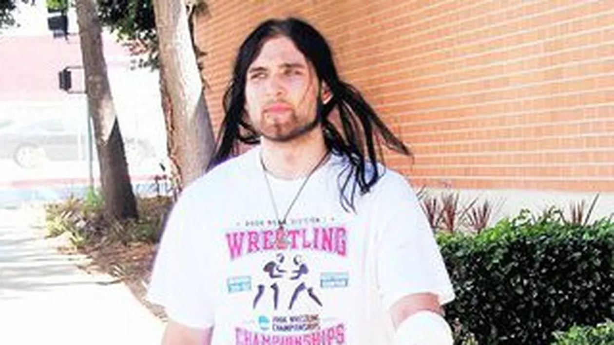 Fiul lui Nicolas Cage, batut si taiat de nevasta