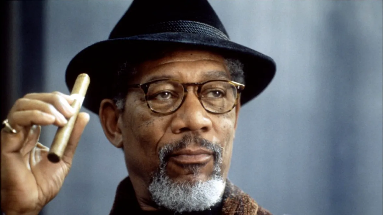 Morgan Freeman a fost implicat intr-un accident aviatic! Avionul e distrus! Vezi in ce stare e actorul!