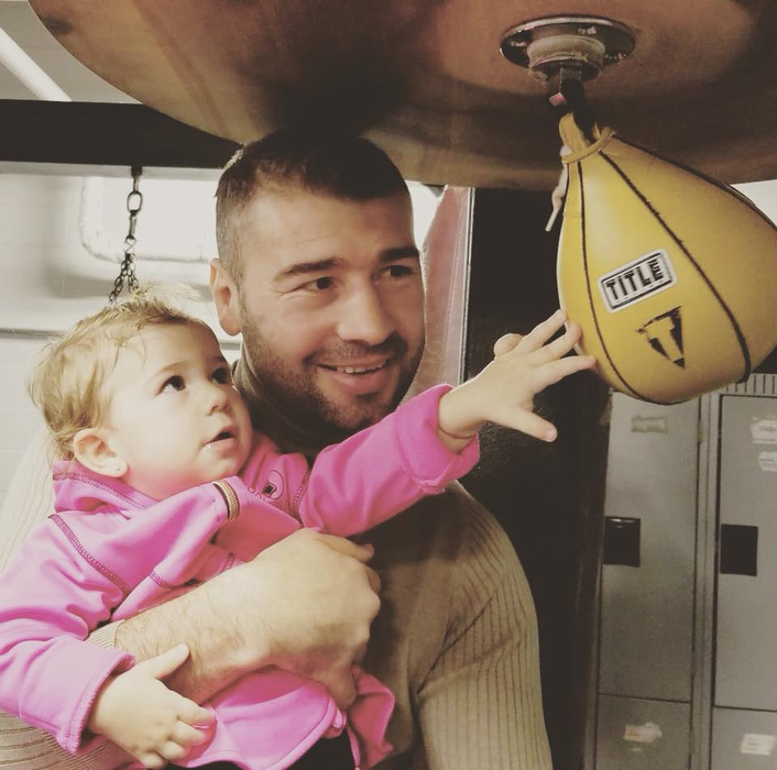 Lucian Bute se retrage din boxul profesionist. La 39 de ani, are doi copii cu soția lui, Elena