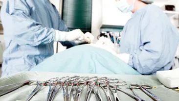 Premiera! Operatie prin ombilic realizata in Romania