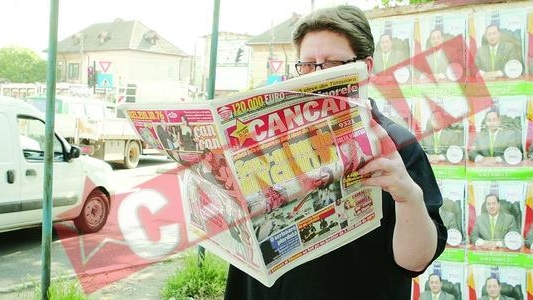 Afise PSD introduse ilegal in ziarul CANCAN